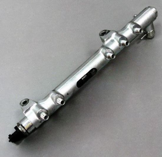 Nissan Patrol Zd30 Navara Crd Genuine Bosch Fuel Rail
