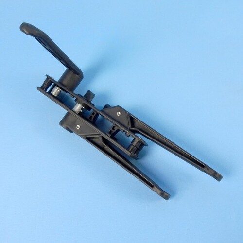 Milenco RIGHT HAND DOOR LOCK. MIL5357