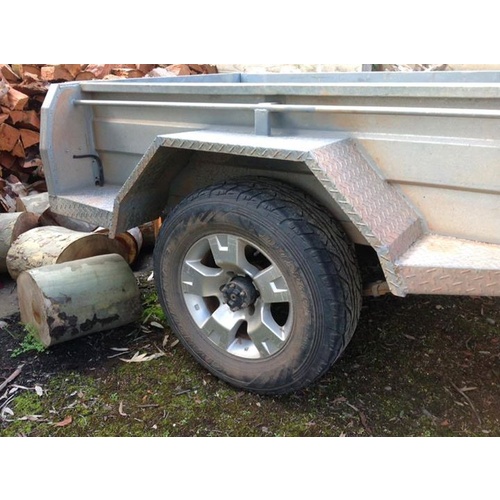 Nissan Gu Patrol Y61 Series 4 Mag Wheel x 4